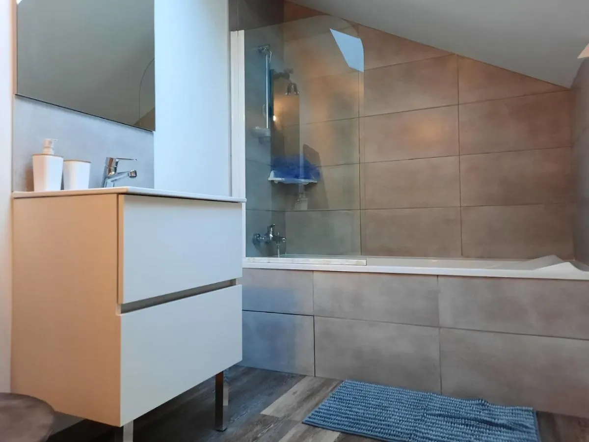 Duplex Proche De Geneve Et Du Lac Leman Veigy-Foncenex Apartment